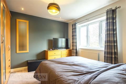 38 Chepstow Drive, Oldham, OL1 4TF