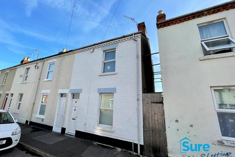 4 bedroom terraced house to rent, Herbert Street, GL1