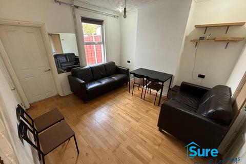 4 bedroom terraced house to rent, Herbert Street, GL1