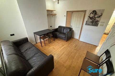 4 bedroom terraced house to rent, Herbert Street, GL1