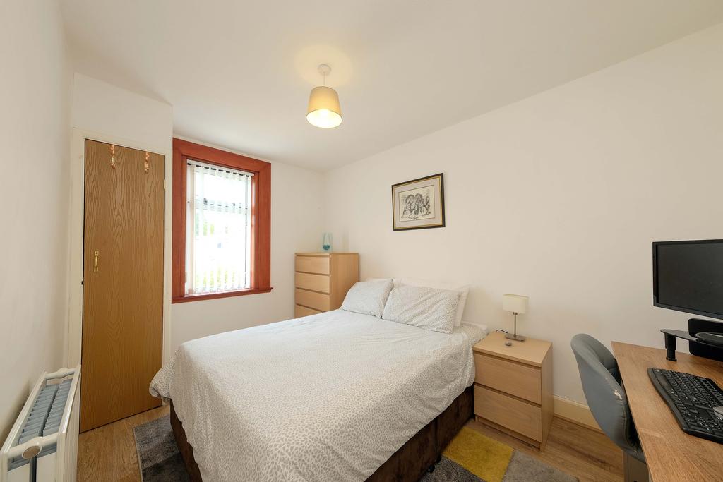 15/3 Telford Drive, Edinburgh, EH4 2NQ 2 bed flat £165,000