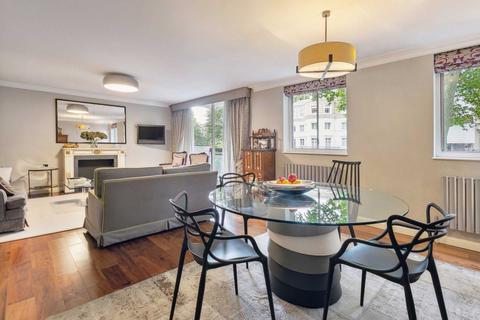 3 bedroom apartment for sale - Rutland Gate, Knightsbridge SW7