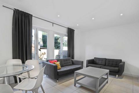 4 bedroom house to rent, Glyn Road, Lower Clapton