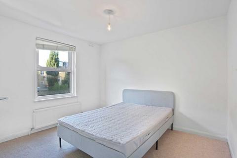 4 bedroom house to rent, Glyn Road, Lower Clapton