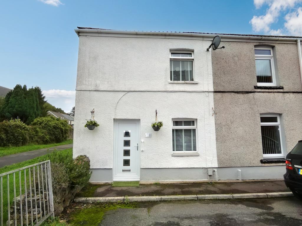 Somerset Place, Cwmavon SA12 2 bed end of terrace house for sale £139,995
