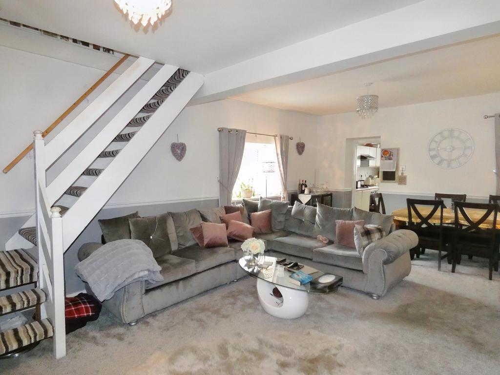 Somerset Place, Cwmavon SA12 2 bed end of terrace house for sale £139,995