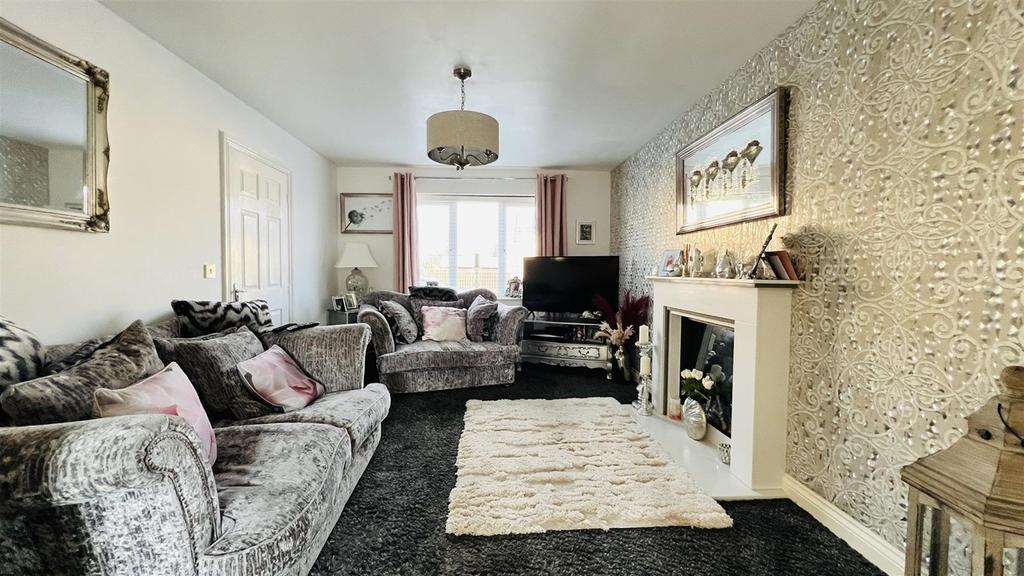 Morton Close, Seaham, SR7 4 bed detached house £255,000