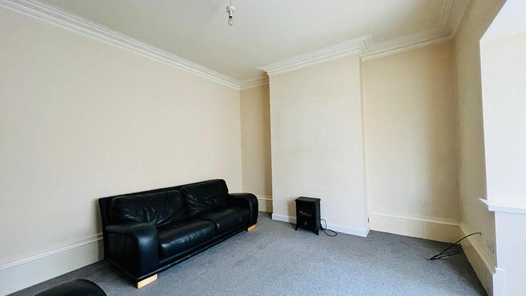 Stewart Street, Seaham, SR7 3 bed terraced house £85,000