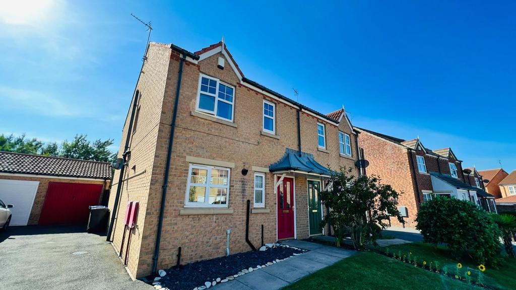 Stoneycroft Way, Seaham, SR7 3 bed semidetached house £199,950