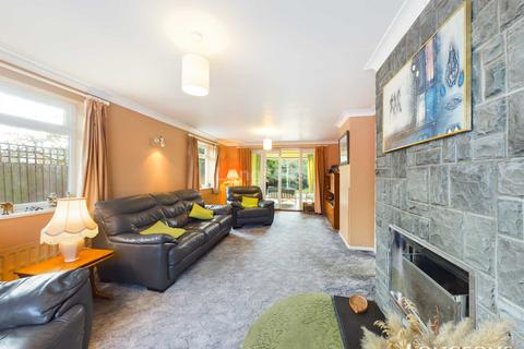 54 Hale Road, Necton, Swaffham, PE37 8EY