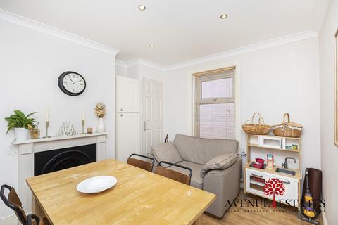 19 Markham Road, Bournemouth, BH9 1HY