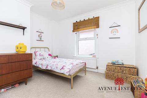 19 Markham Road, Bournemouth, BH9 1HY