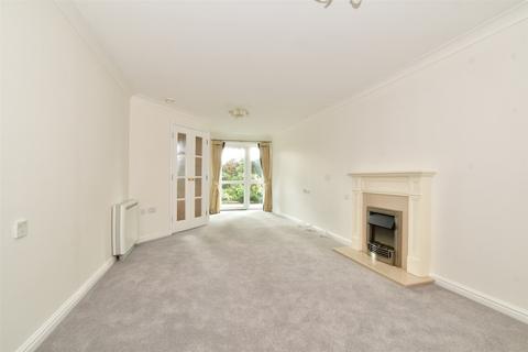 1 bedroom ground floor flat for sale - Grange Road, Uckfield, East Sussex