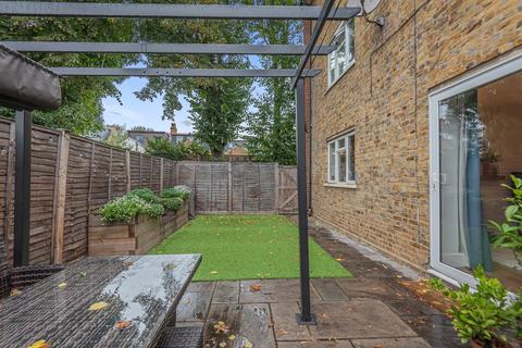 52 Rathmell Drive, London, SW4 8JN