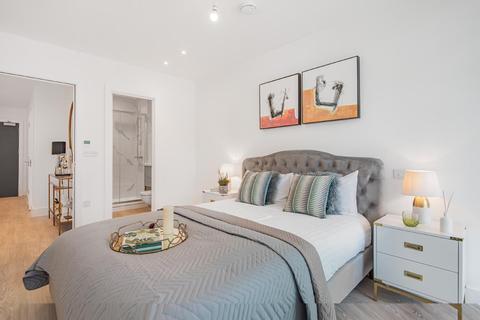 2 bedroom flat for sale - Easton Lodge, Uxbridge Road, Hanwell