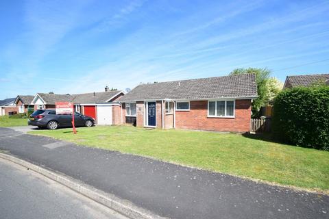 3 bedroom bungalow to rent - South Wonston
