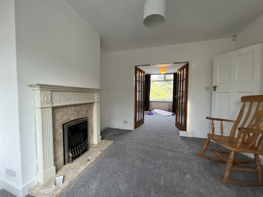 Stonehouse Lane, Birmingham, B32 3 bed semidetached house £975 pcm