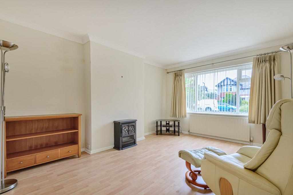 St. Clements Road, Harrogate, HG2 2 bed semidetached bungalow £350,000