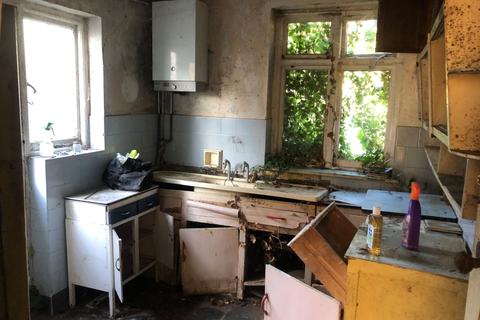 49 Hillside Avenue, Gravesend, DA12 5QN