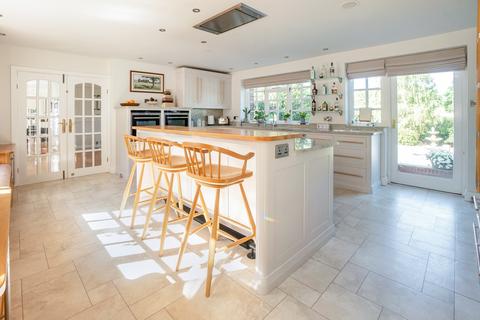 Avon Tor Barford Hill, Barford, Warwick, CV35 8BZ