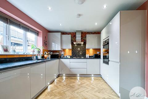 32 Evergreen Way, Sowerby, Thirsk, YO7 3FJ