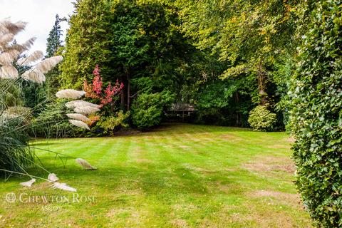 Roxburgh Kier Park, Ascot, SL5 7DS