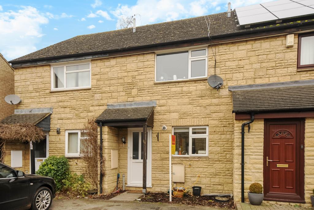 Burwell Meadow, Witney, OX28 2 bed semidetached house £1,000 pcm (£