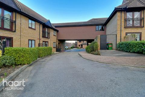 1 bedroom apartment for sale, Kingfisher Lodge, The Dell, Chelmsford