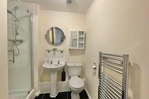 2 bedroom apartment to rent, Highbridge Close, Radlett, Hertfordshire, WD7