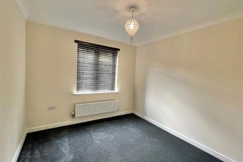 2 bedroom apartment to rent, Highbridge Close, Radlett, Hertfordshire, WD7