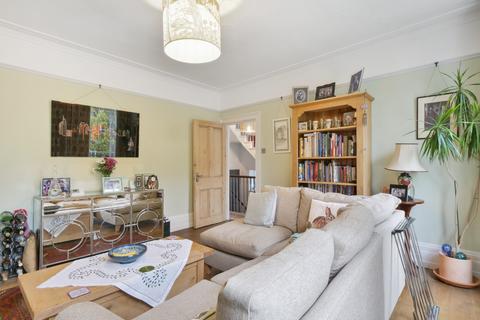 97c Lansdowne Lane, London, SE7 8TN