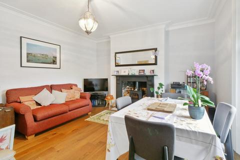 97c Lansdowne Lane, London, SE7 8TN