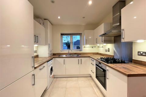 2 bedroom apartment to rent, Holywell Way, Holywell Way, Stanwell,, Middlesex, TW19