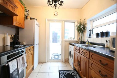 2 bedroom terraced house to rent, Caledon Road, East Ham, E6