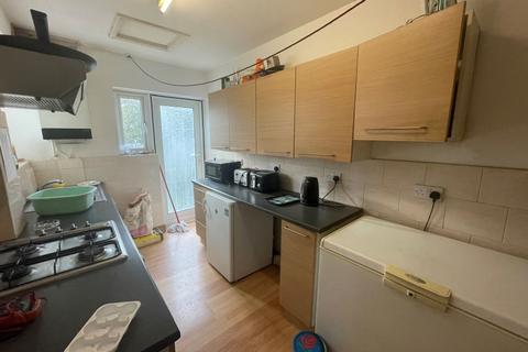 71 Brampton Road, Kingsbury, London, NW9 9DE