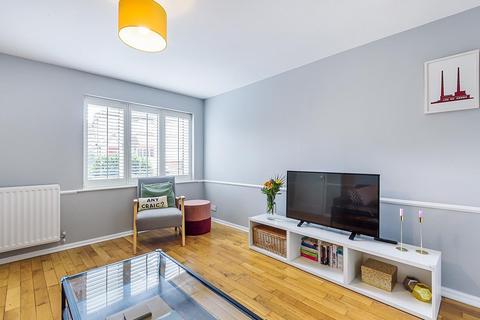 73 Ridgewell Close, London, SE26 5AP