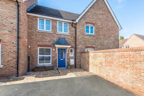 25 Wise Close, Swindon, SN2 7LT