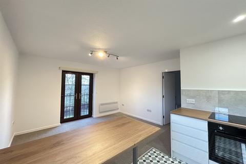 1 bedroom flat to rent, Rooksdown, Basingstoke