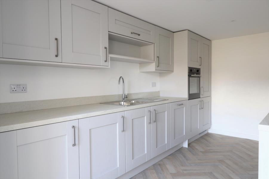 Bankhouse Lane, Pudsey, West Yorkshire, LS28 8LR 3 bed detached house