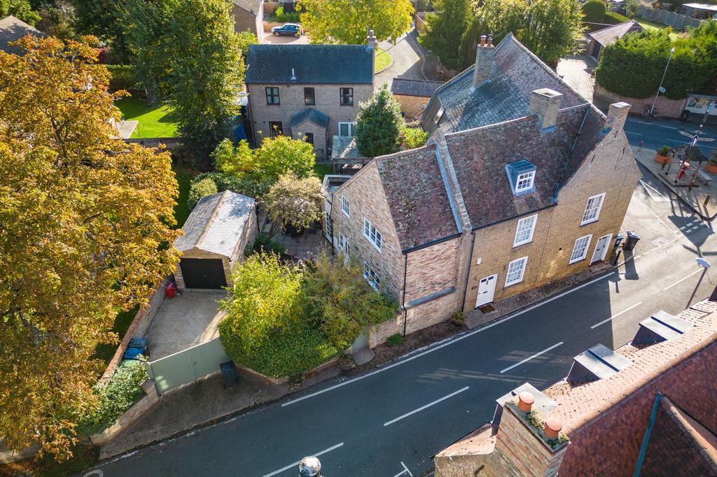 High Street, Bluntisham, PE28 4 bed semidetached house for sale £425,000