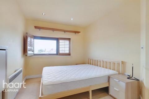 2 bedroom flat to rent, Clapham Park Road, London