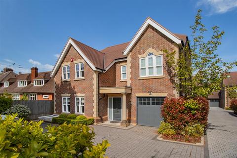 undefined, Spencer Close, Radlett, Hertfordshire, WD7