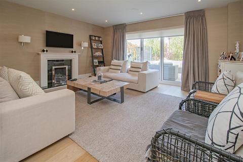 undefined, Spencer Close, Radlett, Hertfordshire, WD7