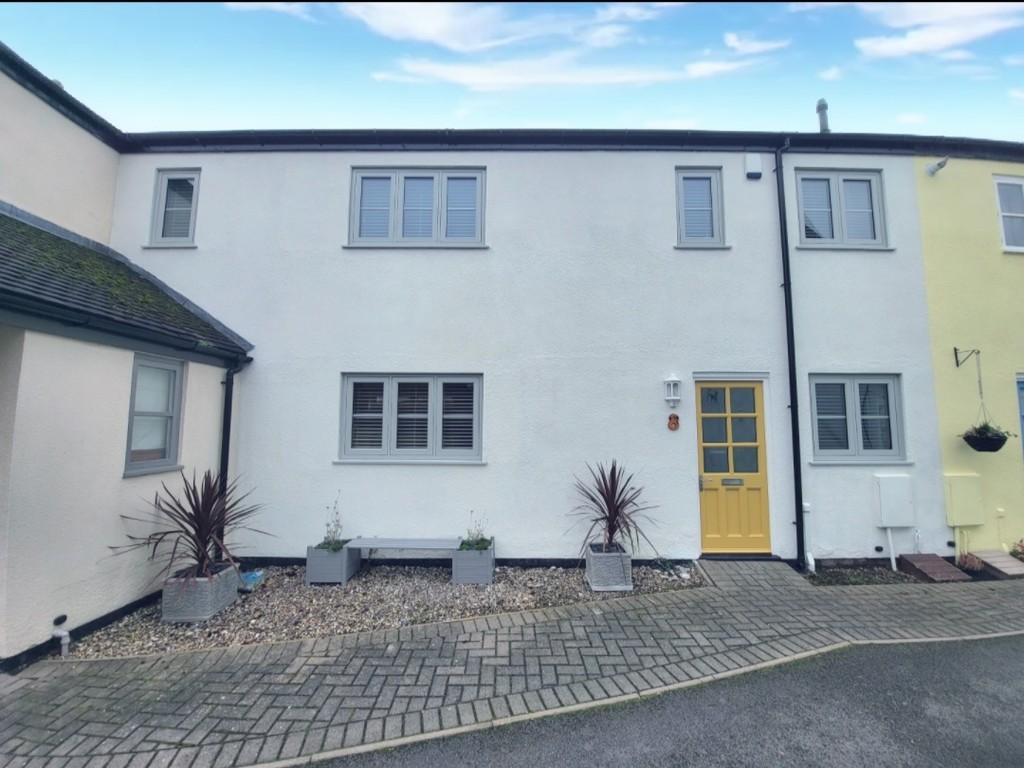 White Hart Mews, Alrewas... 2 bed terraced house £1,150 pcm (£265 pw)