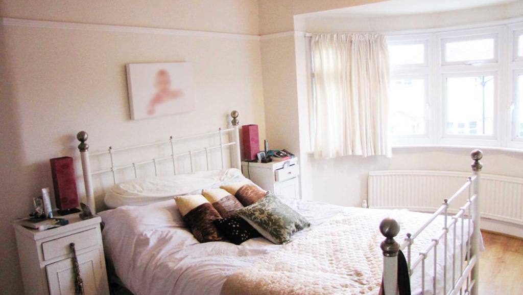Eton Avenue, New Malden 3 bed semidetached house £2,300 pcm (£531 pw)