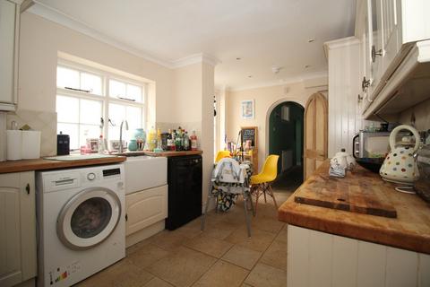 2 bedroom flat for sale, Norfolk Square. Brighton, BN1 2PD