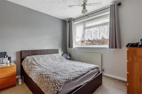 14 Chestnut Close, Waddesdon, Aylesbury, HP18 0LJ