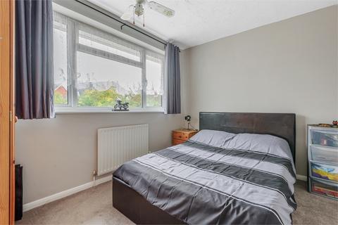 14 Chestnut Close, Waddesdon, Aylesbury, HP18 0LJ