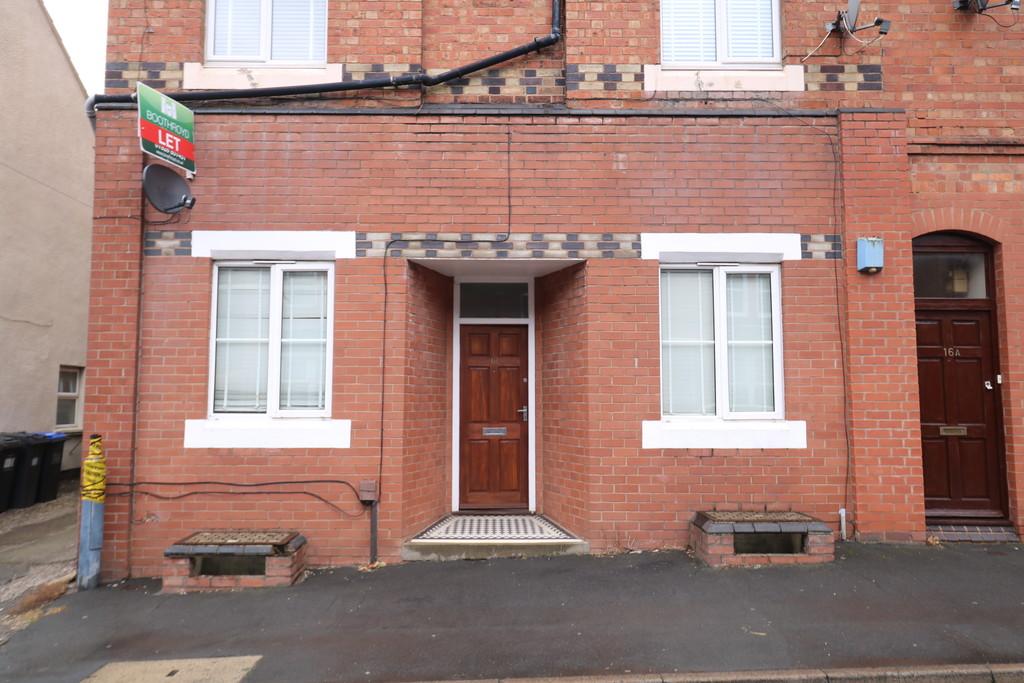 Park Road, Kenilworth 2 bed ground floor flat £795 pcm (£183 pw)