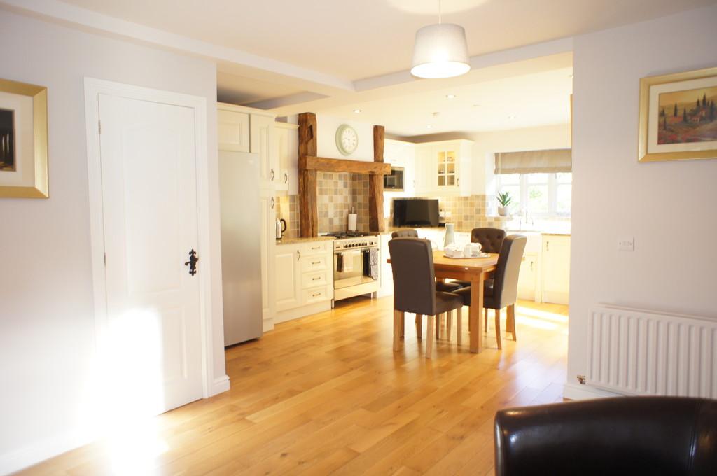 Corby Hill, Carlisle 2 bed cottage £895 pcm (£207 pw)